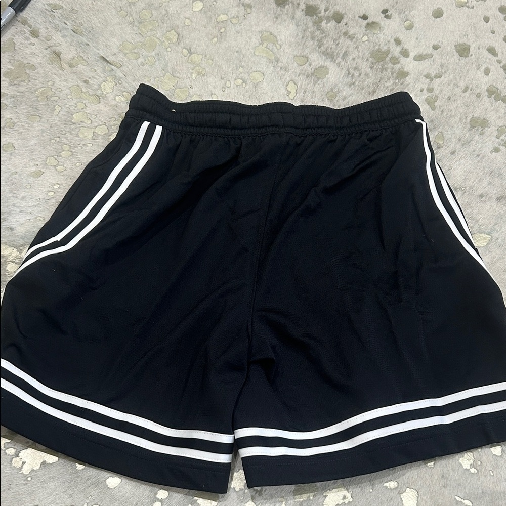 Nike Long Black Shorts - Picture 2 of 4